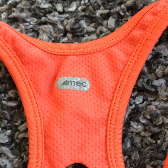 Mec tank with built in bra. Corral color - Picture 4 of 5